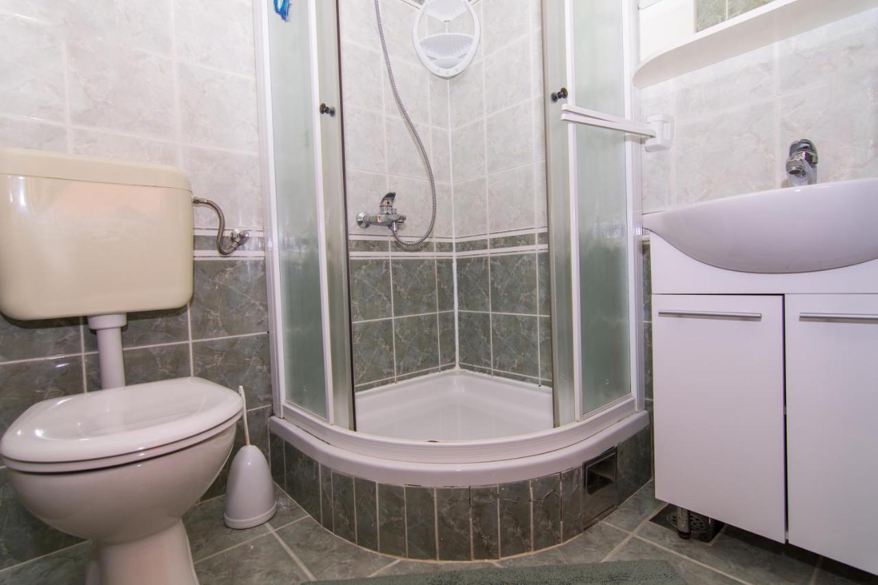 Apartmani Mlacic Donji Okrug  ภายนอก รูปภาพ